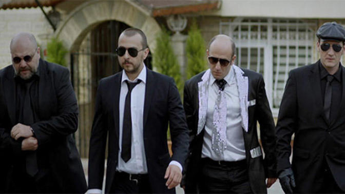 İzlediğiniz dizi ve filmlerde karakterlerden etkilenir misiniz? Hangi sizi karakteri olmak isterdin?