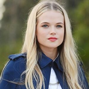 Bence Gabriella Wilde İlginç Bir Güzelliğe Sahip?