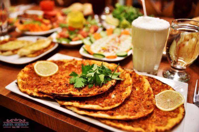 Lahmacun mu ? yoksa Makarna mı ?
