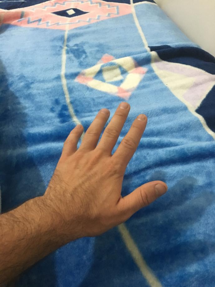 Erkek dediğin eli güzel ve parmakları ince mi olmalıdır?