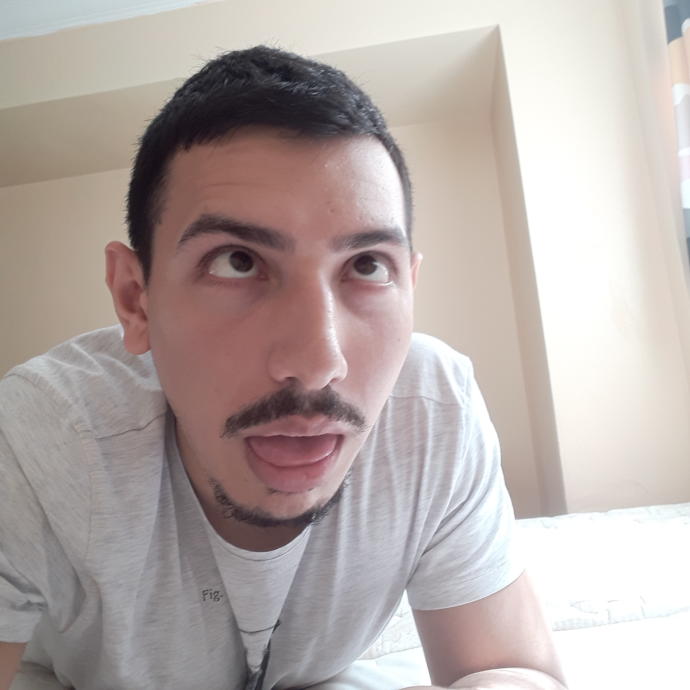 Maço sevgili nasıl davranır ?