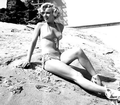 Marilyn Monroe fiziği nasıl?