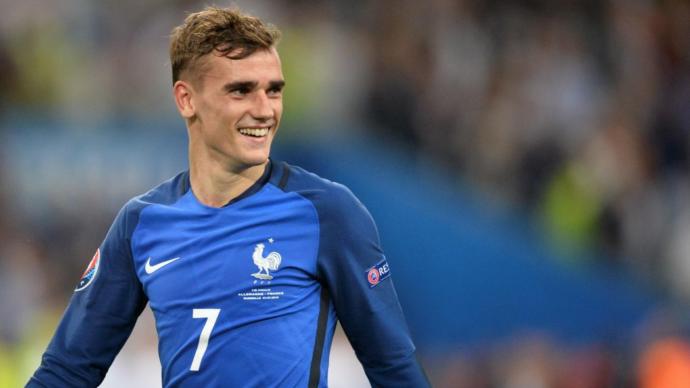 Kızlar, Antoine Griezmann Yakışıklı mı?