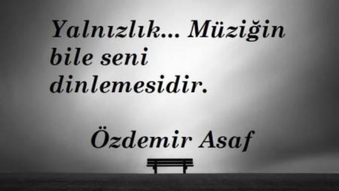 Gece olunca böyle bir hüzün, yalnızlık, sıkkınlık basıyor, size de oluyor mu?