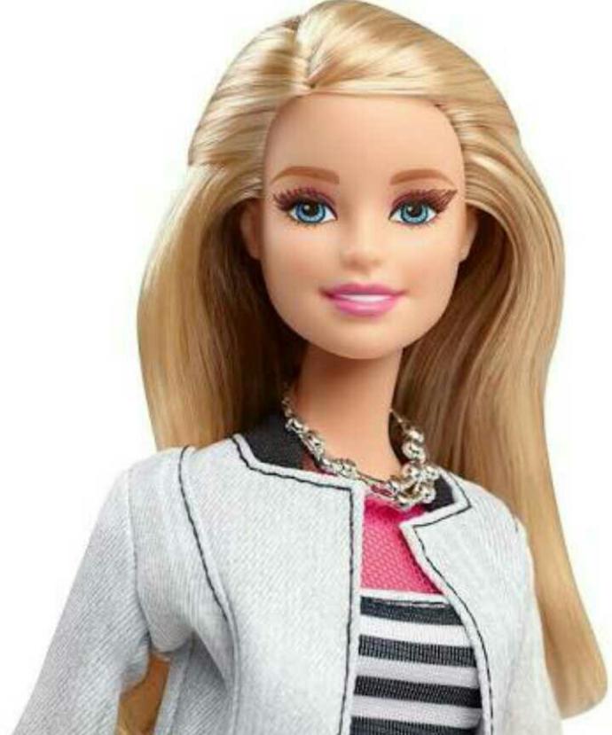 Nicki Minaj neden kendini Barbie sanıyor?