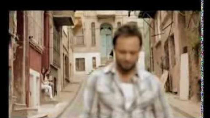 Sevdiğini başkasıyla görsen ne yaparsın?