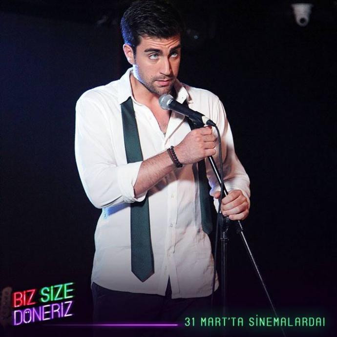 Fazilet Hanımın Kızları'nda oynayan Çağlar Ertuğrul bence meslektaşları Kerem Bürsin ve Burak Özçivit'ten daha seksi. Sizce?