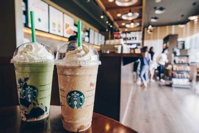 Arkadaşlar sizce ilk buluşma için STARBUCKS nasıl bir mekân?