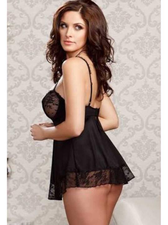 Siyah mı, kırmızı mı yoksa beyaz gecelik mi daha seksi ve çekici?