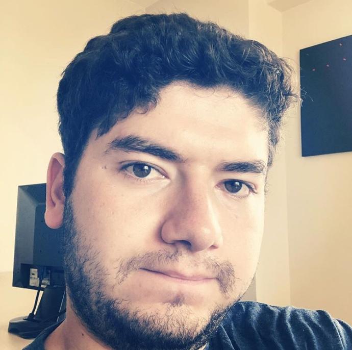 En yakışıklı/ en sevdiğiniz YouTuber kim?