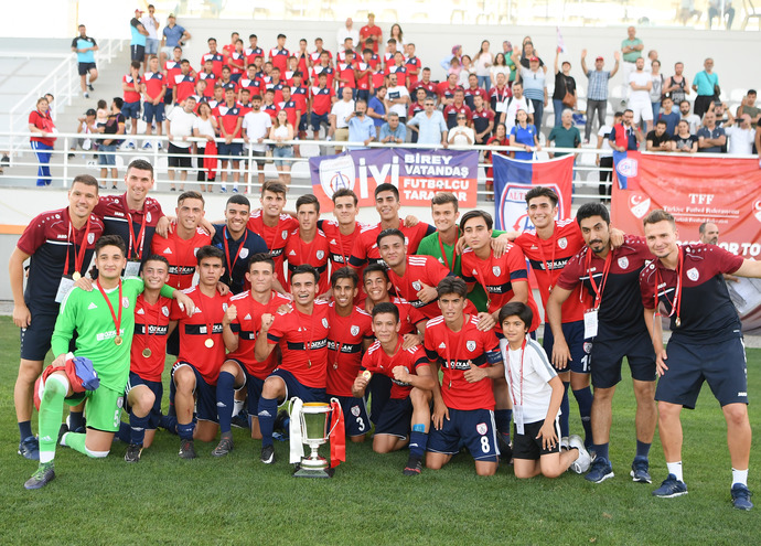 u19 takım nedir