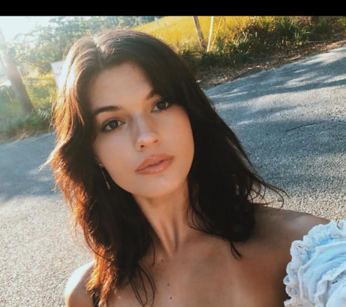 Bu kız güzel mi sizce?