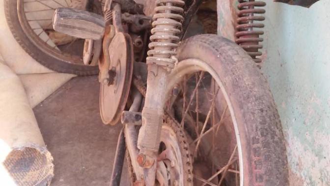 Pejo 103 motorlardan anlayanlar bir bakabilirmi?