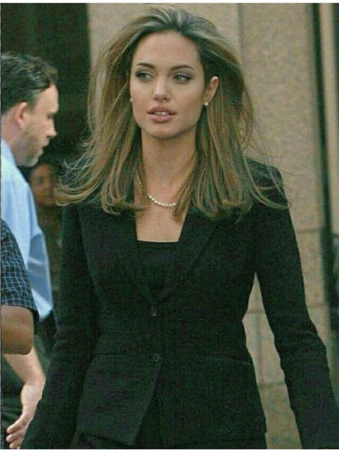 Megan fox mu angelina jolie mi?