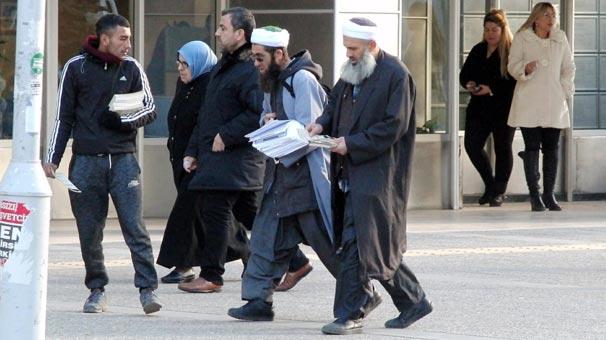 Cübbeli ya da Kara Çarşaflı görünce İrkiliyor musunuz yoksa normal mi karşılıyosunuz?