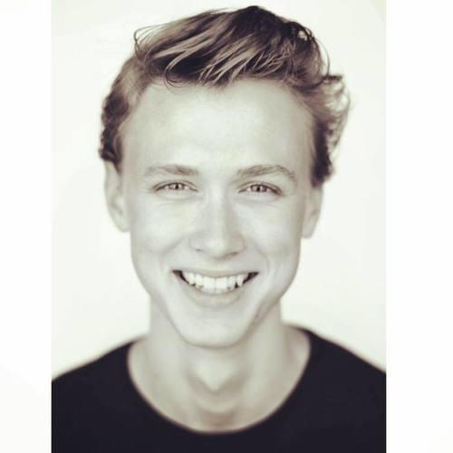 Henrik Holm nasıl buluyosunuz?