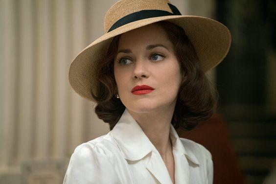 Kürk Mantolu Madonna'yı Marion Cotillard oynayacak! Sizce Madonna'yı hangi Türk oyuncu oynamalıydı?