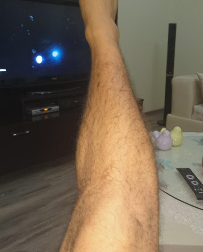 Kızlar bacak güzellik yarışmasına var mısınız?