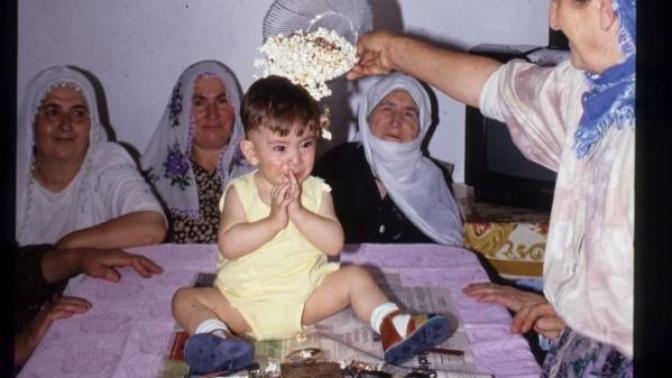 Çocuğunuz ilk dişini çıkardığında ona diş hediği-diş buğdayı geleneğini yapar mısınız?