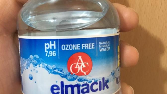 Sizce bu şişe büyüyünce damacana mı olacak?