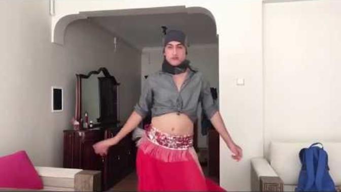 Bu travesti hakkında ne düşünüyorsunuz?