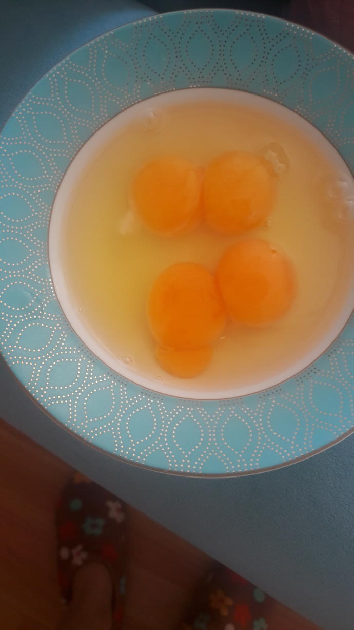 Çift sarilı yumurta ne demek?
