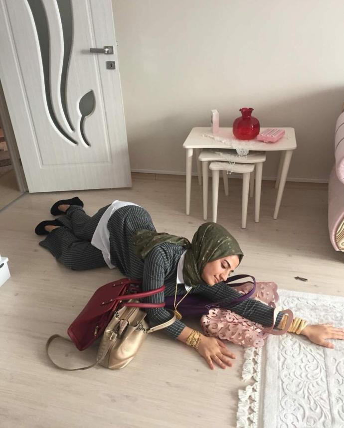 Türk milleti özenti mi yoksa özendiriliyor mu?