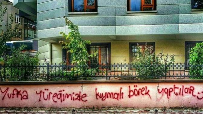 Yufka yüreğimizle kıymalı börek yaptılarmı sizinde hiç ?