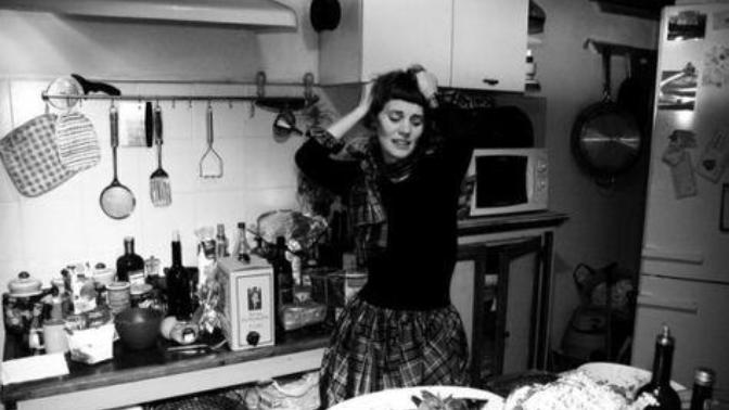 Mutfakta harikalar yaratan ama dağınık çalışan biri sizi etkileyebilir mi?