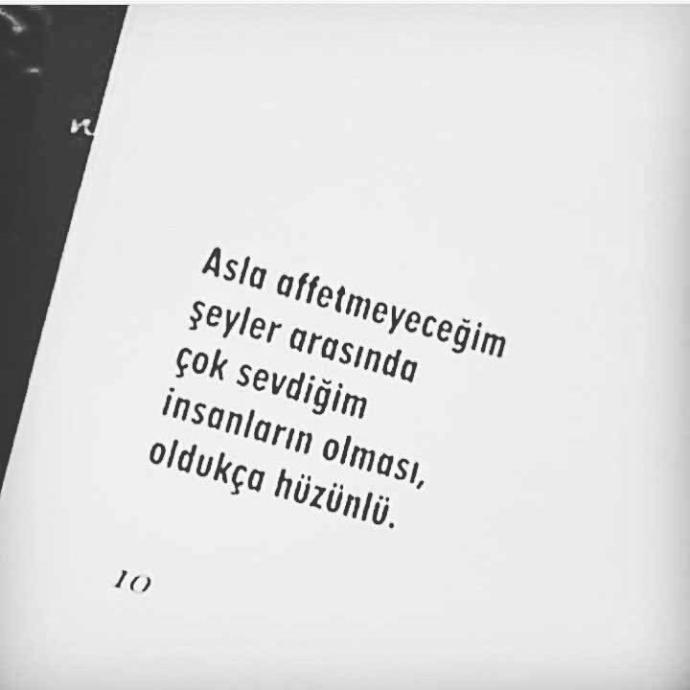 Yalanlarıyla sizi mutlu eden sevgilinizin yalanları ortaya çıktığında ne yaparsın, onu af mı edersin yoksa terk mi edersin?