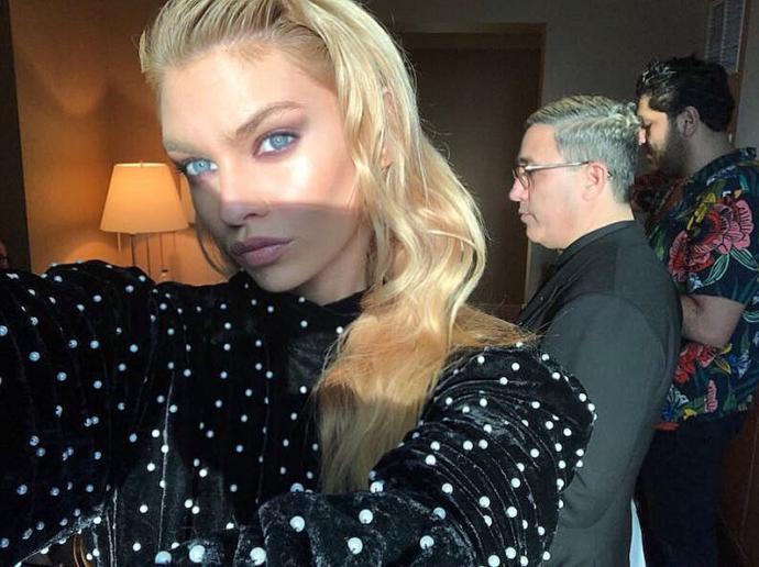 Stella Maxwell sizce güzel bir Victoria's Secret mankeni mi?