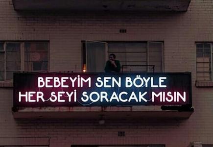 Sürekli soru soran insanlara tepkiniz ne oluyor?