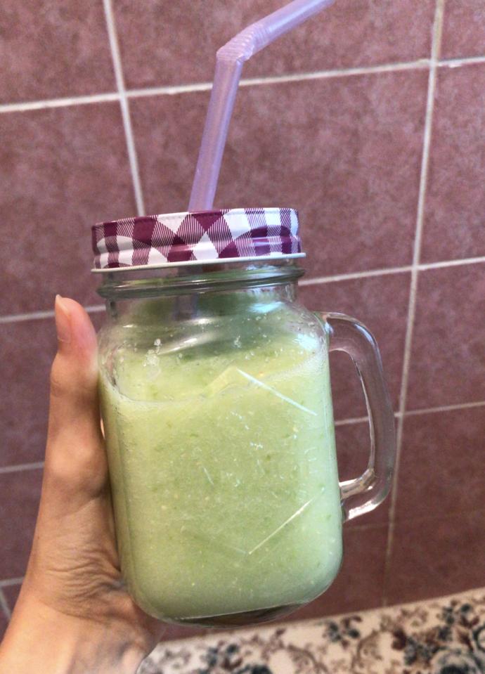 Elmalı limonlu smoothie yaptım! Sizin en sevdiğiniz içecek hangisi?