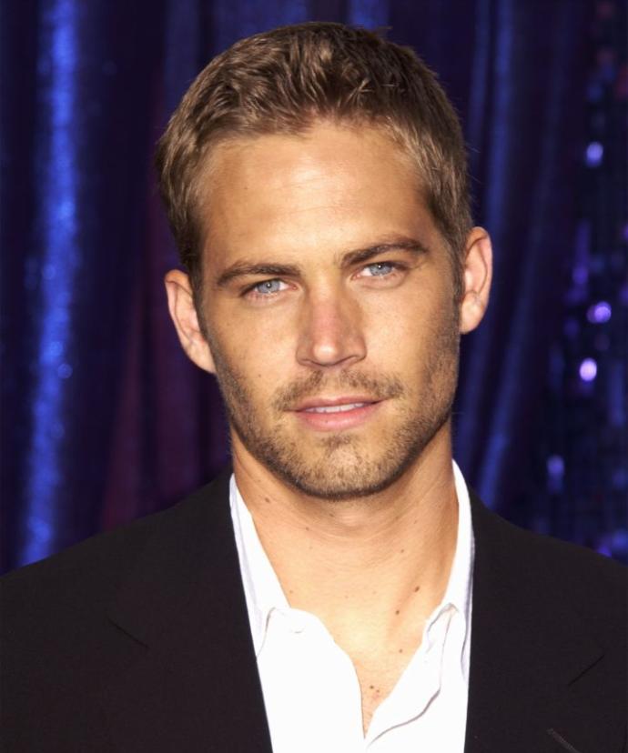 Paul Walker'mı , Chris Hemsworth'mu , Chris Evans'mı , Chris Pratt'mi Chris Pine'mı?