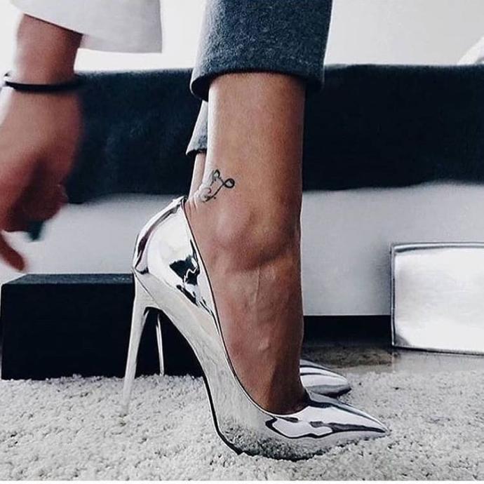 Kadınlar Stiletto ve İnce Topuklu Ayakkabı Modeli Nasıl Olmalı?