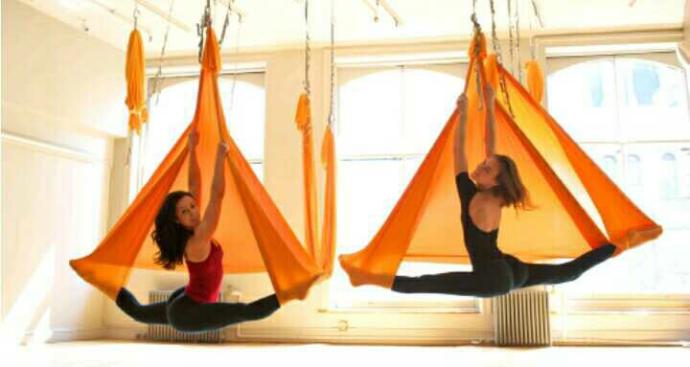 Hamak yogasını denemeye cesaretiniz var mı?
