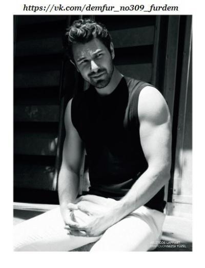 Best Model'la ünlenen yakışıklı aktörü, Burak Özçivit'ten daha seksi ve maskülen buluyorum. Kimin dominant cazibesi daha yoğun?