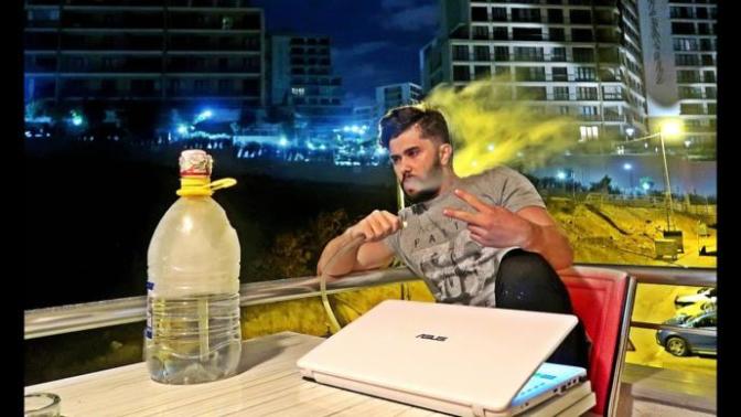 Evde sürekli nargile içen eşine 100 Bin TL'lik tazminat davası açan kadını nasıl buldunuz?