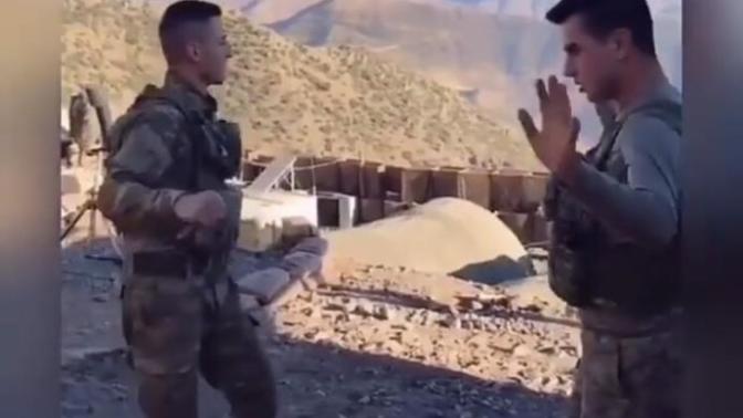 Kamuflajla TikTok aracılığıyla saçma sapan video çeken insanlar hakkında ne düşünüyorsunuz?