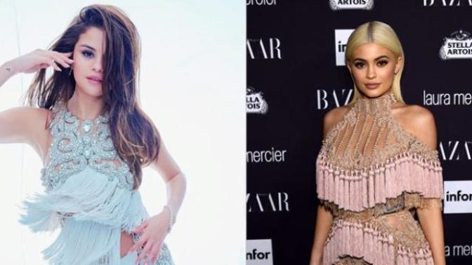 Balmain marka püsküllü elbise Kylie Jenner'a mı yakışmış Selena Gomez'e mi?