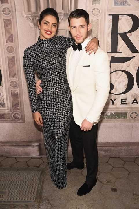 Henüz 26 yaşında olan Nick Jonas 36 yaşında olan Priyanka Chopra ile nişanlandı. Bu ilişki hakkında ne düşünüyorsunuz?