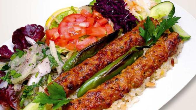 Kıyma yemeklerin içinde kullanılınca mı daha lezzetli yoksa sadece kebap vs yaparken mi?