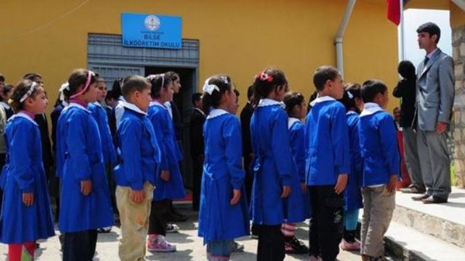 Andımız okullarda tekrar okutulmalı mı?