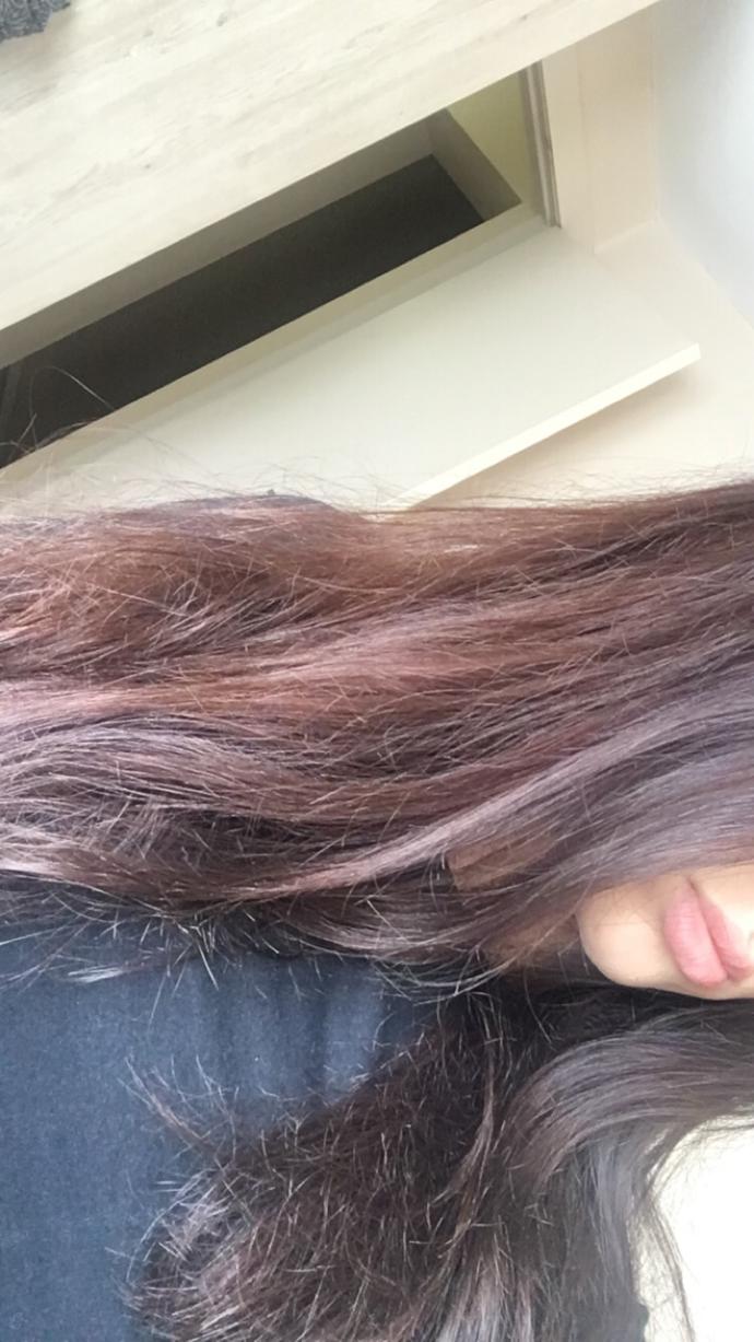 Saçlarım çok kırıklar var ama kestirmek istemiyorum, ne yapabilirim?