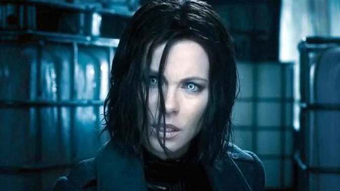 İzlediğiniz en iyi vampir filmi hangisi? Vampir filmleri önerir misiniz?