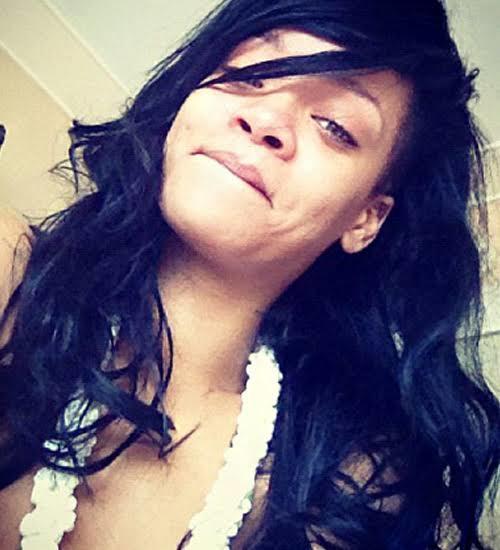 Rihanna makyajsız nasıl sizce?