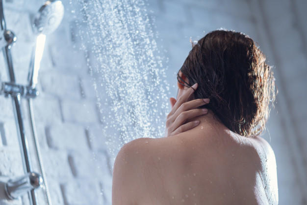 yanık yarası olan banyo yapabilir mi?