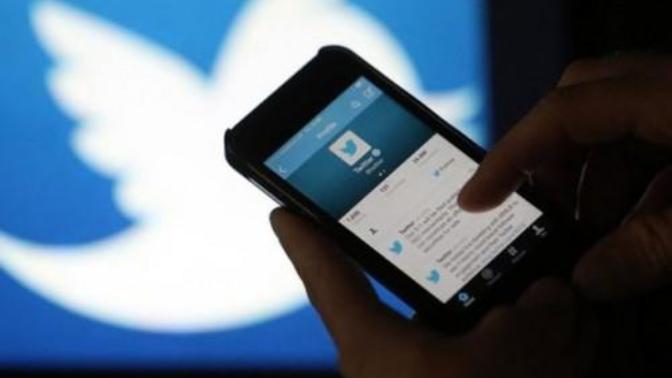 Twitter'da mesaj sorunu yaşayan var mı?