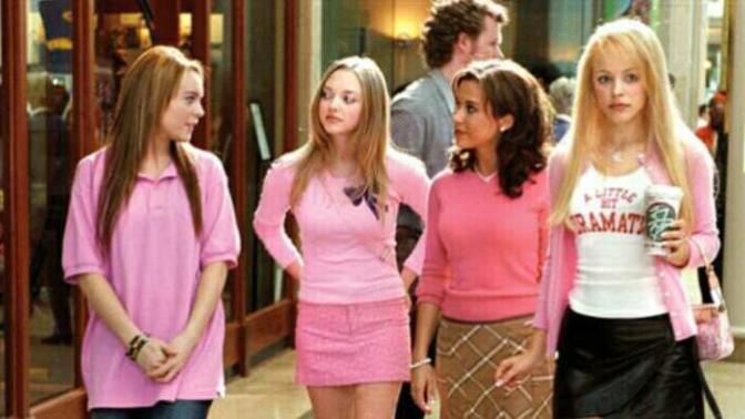 Pembe giyinen kızlar çocuksu mudur?