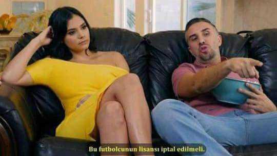 Bu futbolcunun lisansı iptal edilmeli dediğiniz birisi var mı?